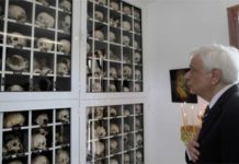 Ηχηρό μήνυμα για τις γερμανικές αποζημιώσεις έστειλε ο ΠτΔ κ. Παυλόπουλος από το Δίστομο!