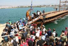 Ουρές στο Φάληρο για βόλτα με την τριήρη Ολυμπιάδα.