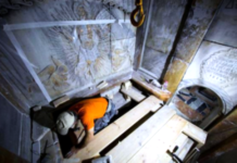 Σ Υ Γ Κ Λ Ο Ν Ι Σ Τ Ι Κ Η Μ Α Ρ Τ Υ Ρ Ι Α: «Ήμουν ο πρώτος άνθρωπος, που μπήκε μέσα στον Τάφο του Χριστού. Ναι, μύριζε μύρο παντού»!