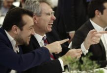 Πως άνοιξε η πόρτα του Λευκού Οίκου για τον αρχηγό των «ατάκτων» του ΣΥΡΙΖΑ; Ο ρόλος Πάιατ…του Μιχάλη Ιγνατίου.