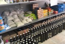 Διανομή τροφίμων Κοινωνικών Παντοπωλείων Δήμου Κηφισιάς.