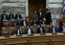 Πρωθυπουργός για selfies – Κυβέρνηση μπαμπούσκα!…του Γ. Λακόπουλου.