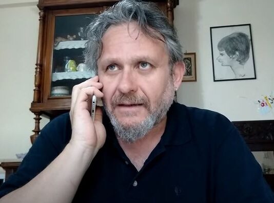 Νέο σκετς Μιχαηλίδη για τον «ευπαθή» Πρωθυπουργό Κυριάκο Μητσοτάκη.