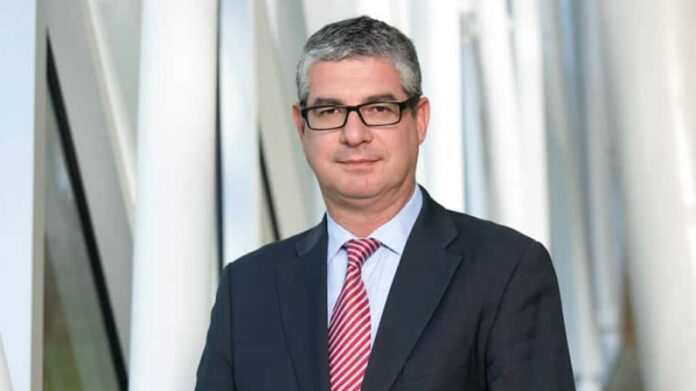 GIANNIS TSAKIRIS