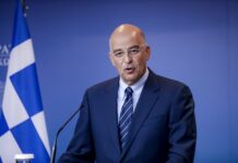 Ο Νίκος Δένδιας «Άδειασε» τον ίδιο τον Πρωθυπουργό μέσα στη Βουλή.