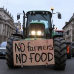 Έλληνες Αγρότες έφτασαν μέχρι το Λονδίνο!