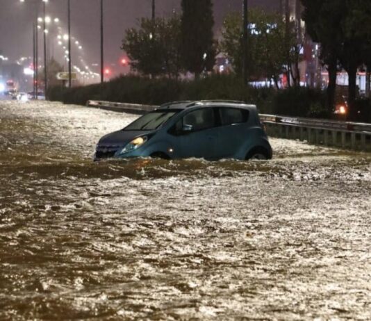 Μητσοτάκης το 2023: Πόλη-Υπόδειγμα είναι η Γλυφάδα!!