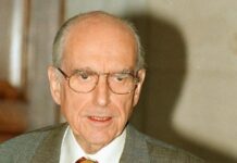 Ανδρέας Παπανδρέου: Ο Μεγαλύτερος Έλληνας Ηγέτης της Μεταπολίτευσης!